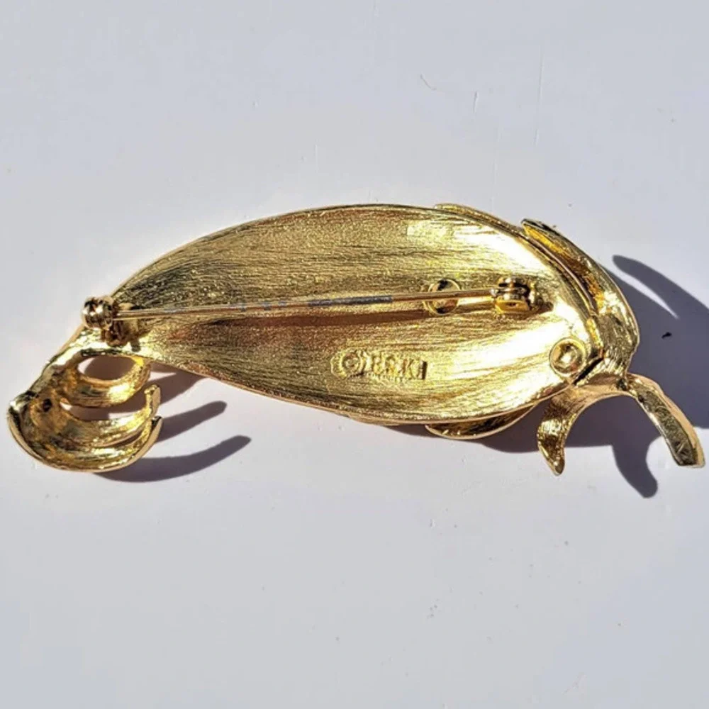 Vintage Mid Century Signed BSK Gold Tone Textured Finish Lapel‎ Leaf Pin Brooch